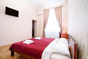 Хостел Cossacks Hostel. Стандарт двухместный №5 2