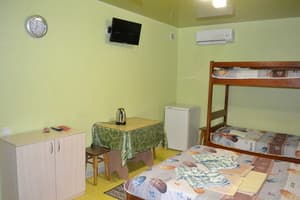 Отель Dacha Solnce. Люкс 4-местный  8