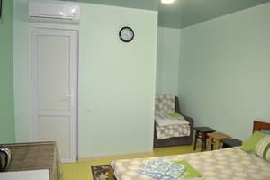 Отель Dacha Solnce. Стандарт трехместный (2+1) 11