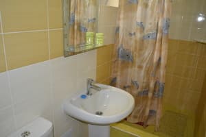 Отель Dacha Solnce. Трехместный номер 11