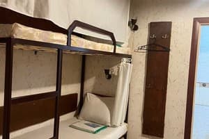 Хостел Даниил Галицкий. Место в общем 4-местном номере  1