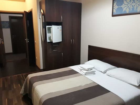 Дарницкий 12