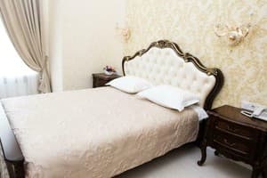 Отель De Versal. Полулюкс двухместный с кроватью размера King size 8