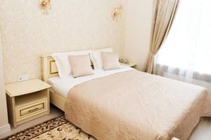 Отель De Versal. Стандарт двухместный с кроватью размера King size 4