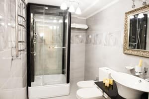 Отель De Versal. Улучшенный двухместный стандарт с кроватью размера King size 5