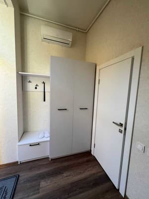 DeMar Apart Central 15