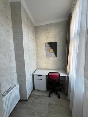 DeMar Apart Central 21