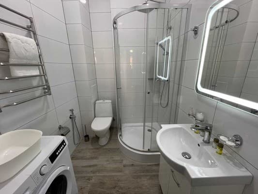 DeMar Apart Central 30