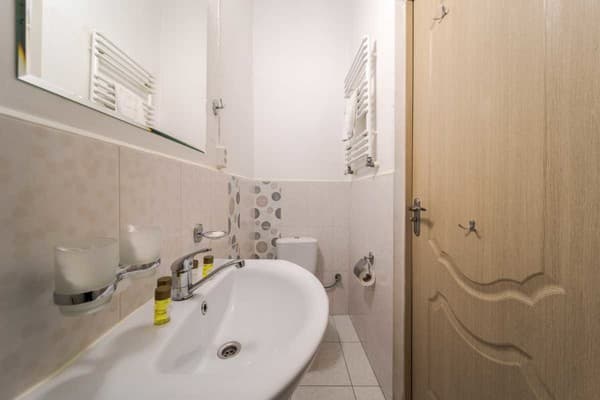 DeMar Apart Herzena 1