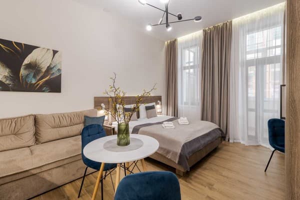 DeMar Apart Vakarchuka 16