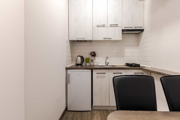 DeMar Apart Zamknena 4