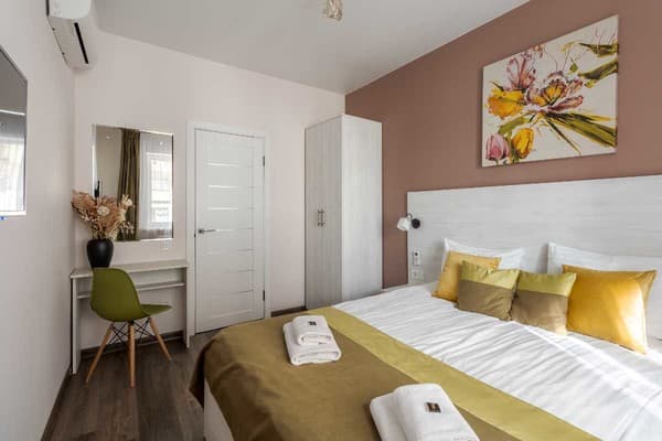 DeMar Apart Zamknena 18