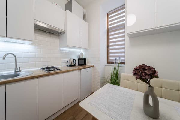 DeMarApart Chehova 10