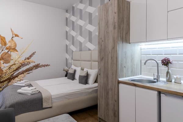 DeMarApart Chehova 22