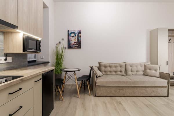 DeMarApart Doroshenka 17