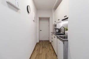 Квартира DeMarApart Violet. Апартаменты двухместный DeMar Apart Bandery 3 (2+2) 8