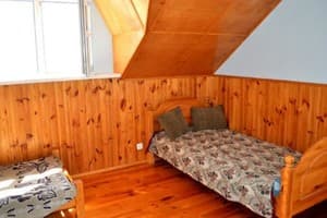 Частный сектор Дельфин . Коттедж 8-местный Дом 2