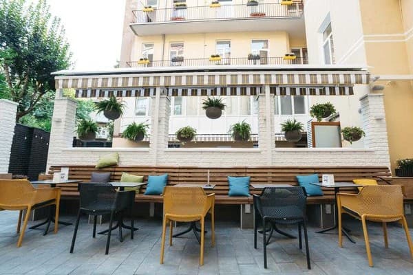 Отель Discovery Hotel