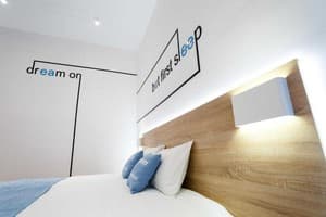 Отель Discovery Hotel. Стандарт трехместный  3