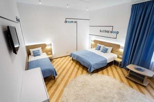 Отель Discovery Hotel. Стандарт трехместный  4