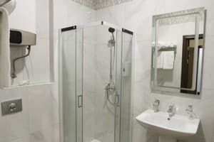 Отель Donald hotel. Люкс двухместный  3