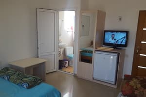 Міні-готель Дружба 598а. Люкс тримісний  с балконом, 2/1 1