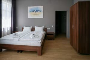 Отель Dynamo Hotel. Стандарт двухместный с балконом 2