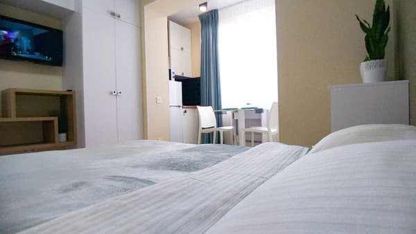 Еко студія на Залізничному вокзалі 7