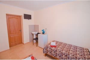 База отдыха Энергостроитель. Эконом 3-местный 3