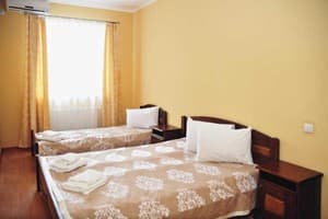 Отель Етна. Семейный двухместный  2