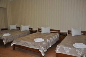 Отель Етна. Стандарт 4-местный  4