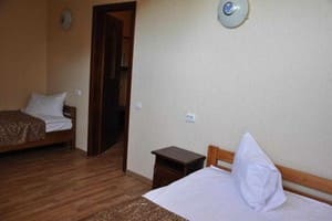 Отель Етна. Улучшенный двухместный  4