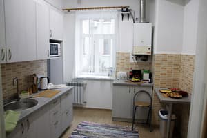 Хостел Этно. Место в женском 6-местном номере  1