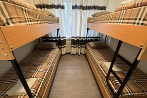 Хостел FOX Hostel Kyiv. Место в женском 4-местном номере  2