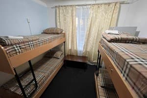 Хостел FOX Hostel Kyiv. Место в общем 4-местном номере  3