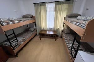 Хостел FOX Hostel Kyiv. Место в общем 6-местном номере  3