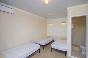 Отель Favourite. Люкс трехместный  5