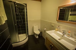 Отель Фазенда на Гончарах ( Fazenda na Goncharakh). Улучшенный трехместный  6