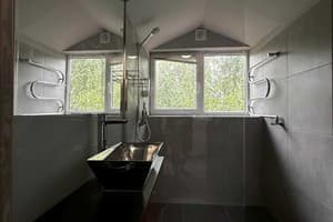 Хостел Fire Station Hostel. Место в общем 6-местном номере  2