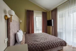 Коттедж Five seasons. Коттедж 6-местный Хрустальная тишина 2