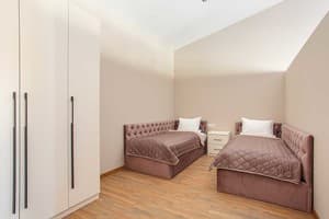 Коттедж Five seasons. Коттедж 8-местный  2