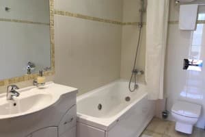 Мини-отель For You. Люкс 4-местный  6