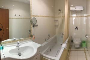 Мини-отель For You. Полулюкс 4-местный  3