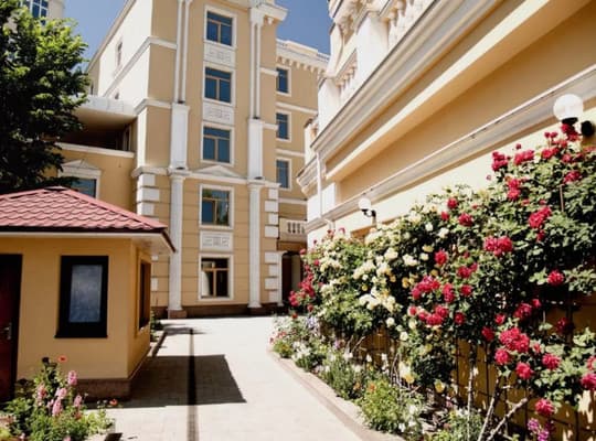 Отель GRAND OTRADA 