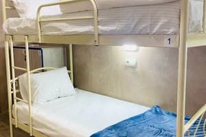 Хостел Garden. Место в общем 4-местном номере  1