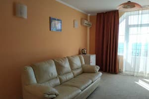 Отель Гостевой дом писателей. Семейный трехместный двухкомнатный с видом на море 1