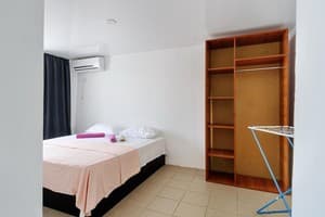 Готель Happy Land Hotel . Стандарт 4-місний 3