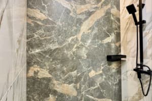 Гостинично-ресторанный комплекс Hide Park. Делюкс трехместный  12