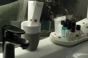 Гостинично-ресторанный комплекс Hide Park. Люкс 4-местный  15