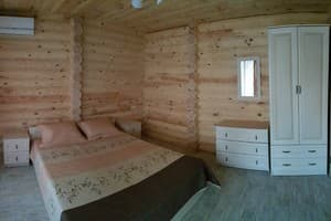 Приватний сектор Holz House. Апартаменти 4-місний Дворівневі 1